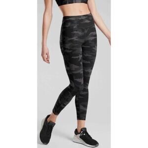 Athleta Leggings Ultimate Stash Pocket Camo Black Athletic Workout Running Gym
